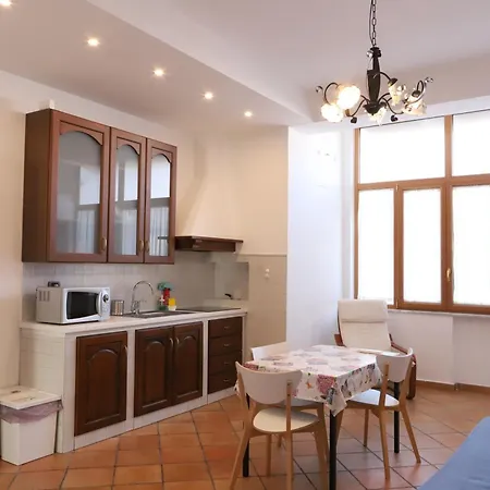 Francesco Apartamento *